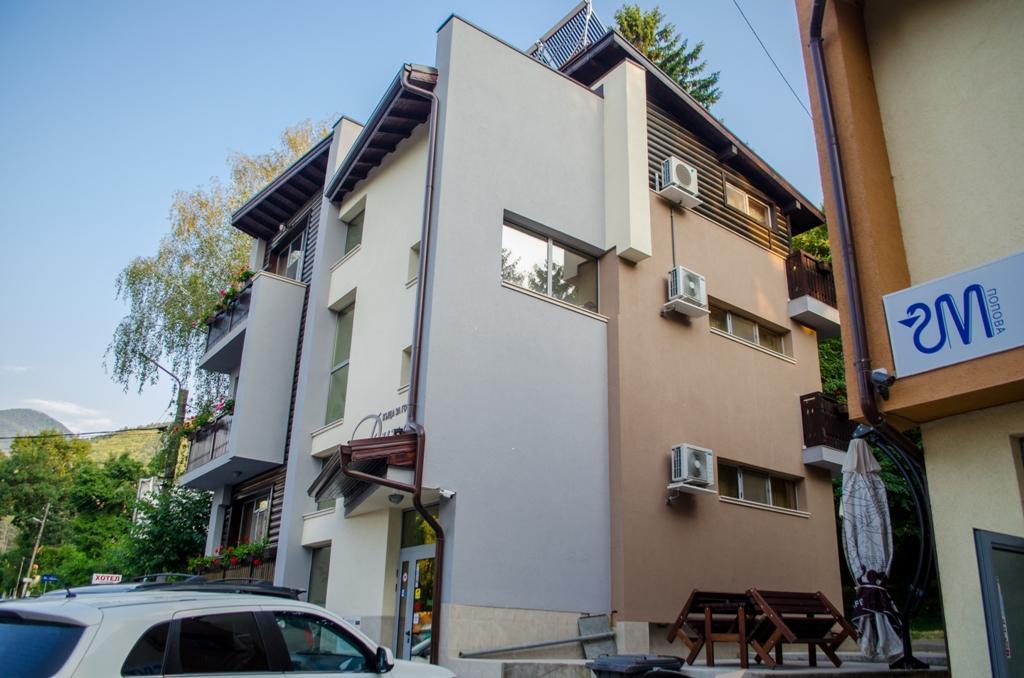 Guest House Dinevi 萨帕雷瓦巴尼亚 外观 照片